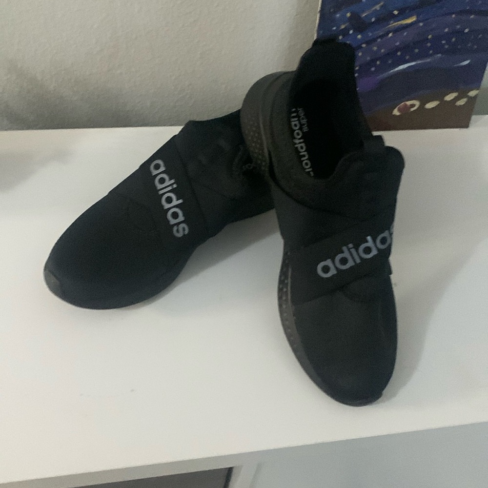 Adidas cloud foam super 10 woman’s.